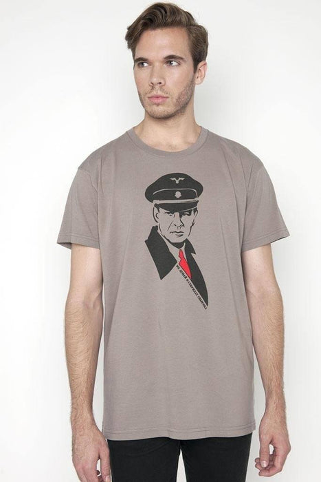 T-Shirts - Shtirlitz Russian Street Art Style Unisex T-Shirt